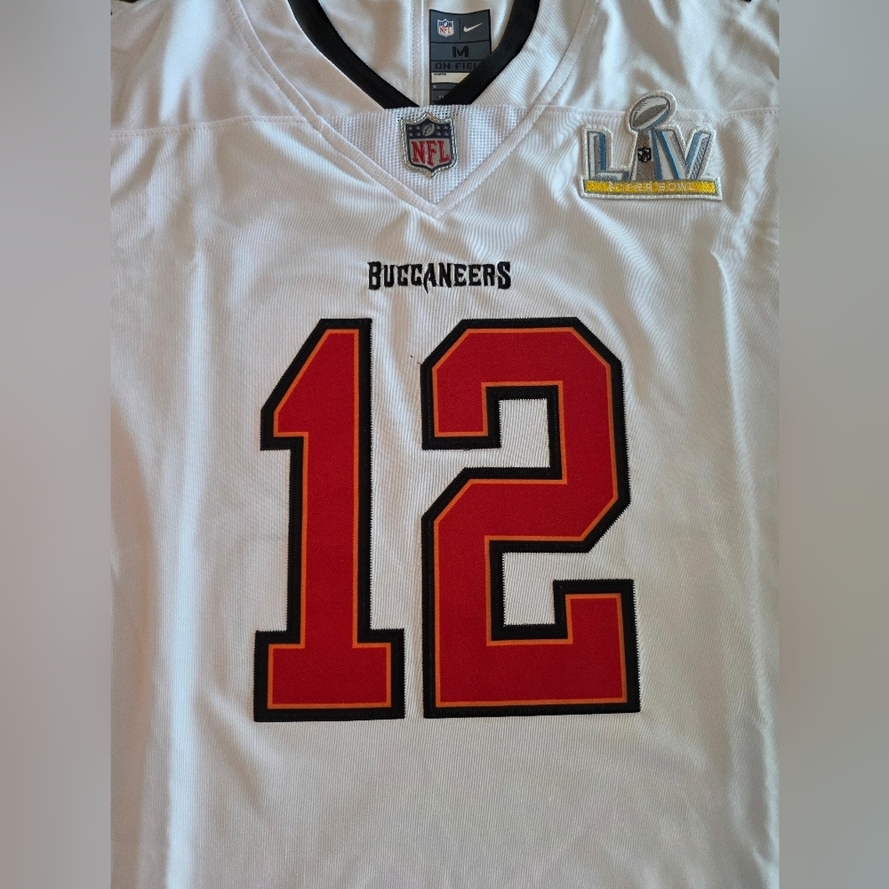 NWT Tom Brady NFL Tampa Bay Buccaneers Superbowl Champship Jersey SZ Medium - Picture 8 of 10